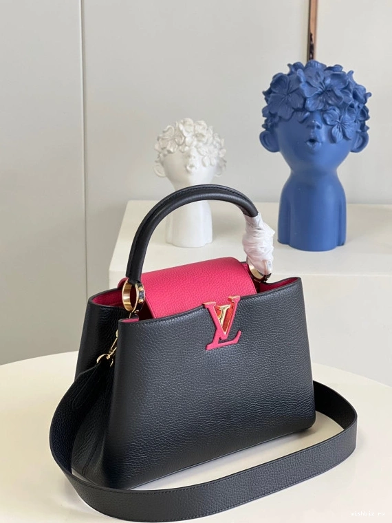 WIS CAPUCINES Vuitton Louis MM 0207